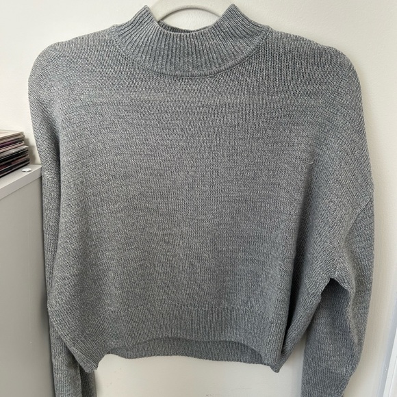 h&m divided gray sweater - Picture 1 of 2